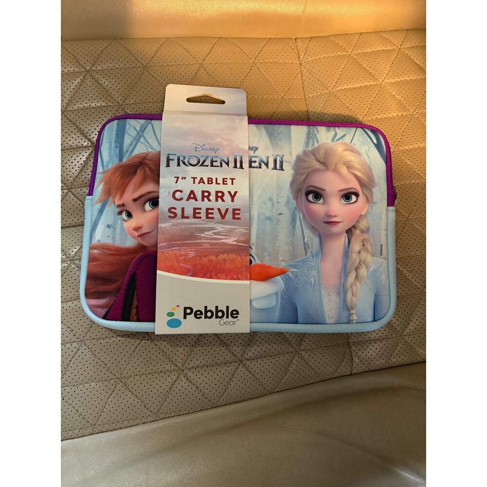 NEW Disney's Frozen Carry Protective Sleeve For Tablets